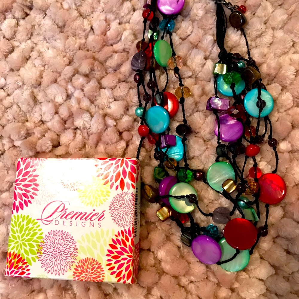 Premier Designs Spectrum Necklace
